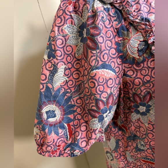 Loft Floral Ruffle & Button Top - Picture 5 of 7